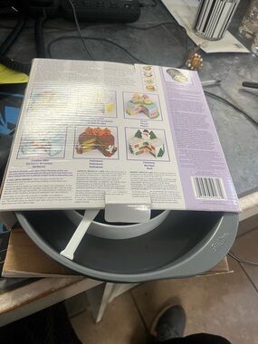 Wilton Gray Cake Turntable with White Icing Spatula